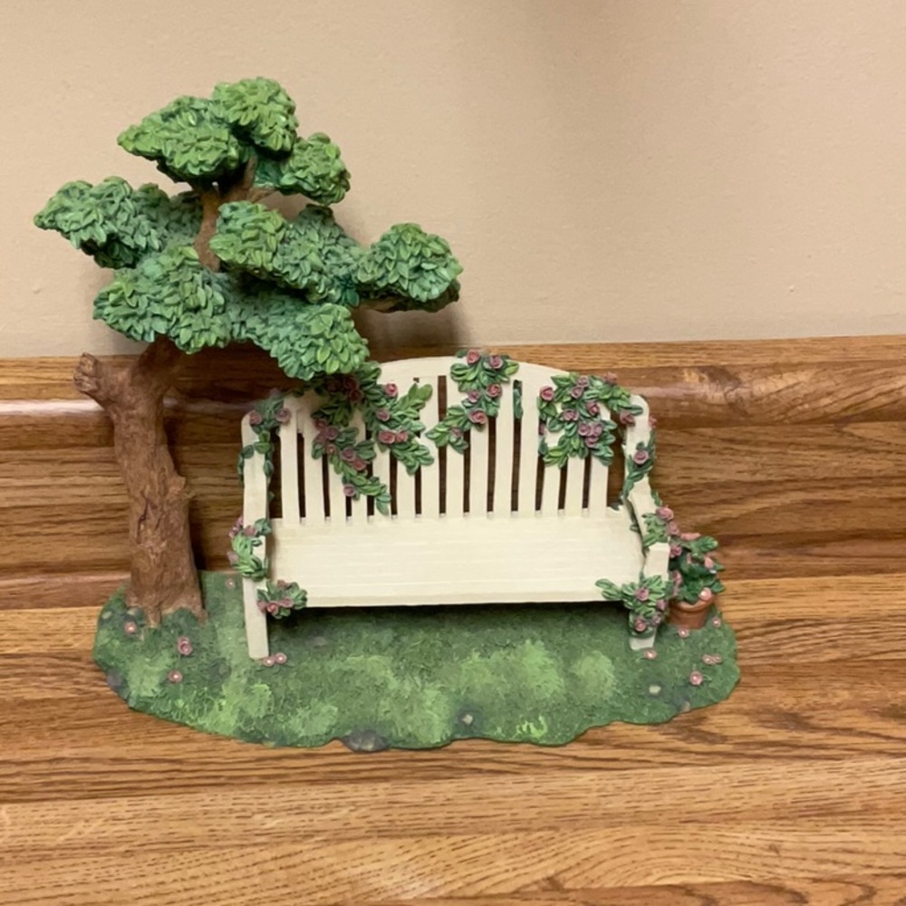 Department 56. Afternoon in the Park figurine.